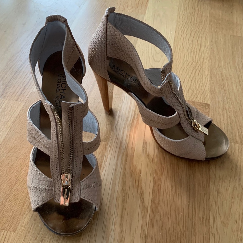 Michael kors nude heel sandals